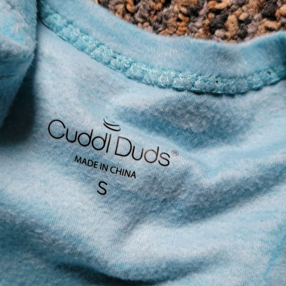 Cuddl Duds Light Blue  White  Fuzzy Footed Pajamas Size Small - Picture 2 of 9